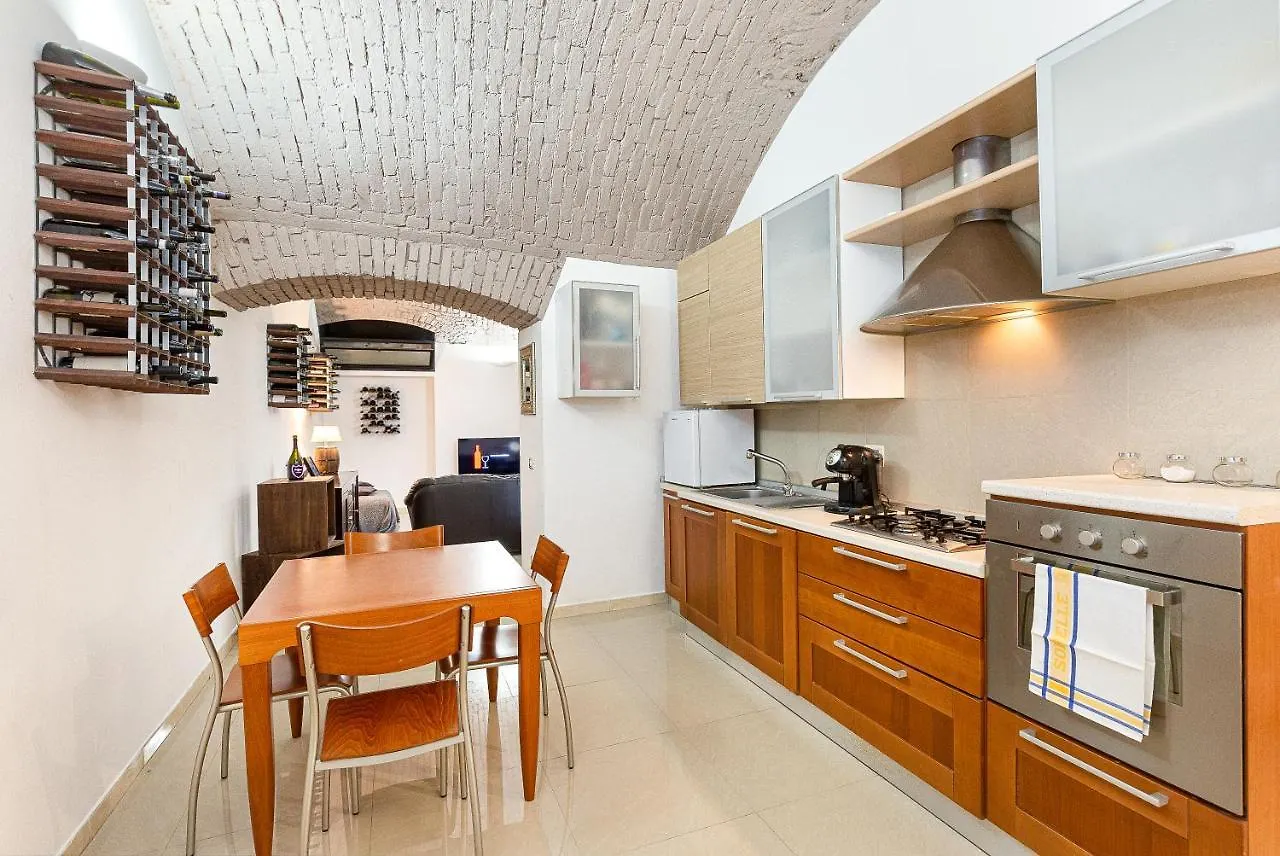 La Cantinetta Di Milano - The Wine Cave In Milan, Huge 110Sqm Apartment Next To Central Station